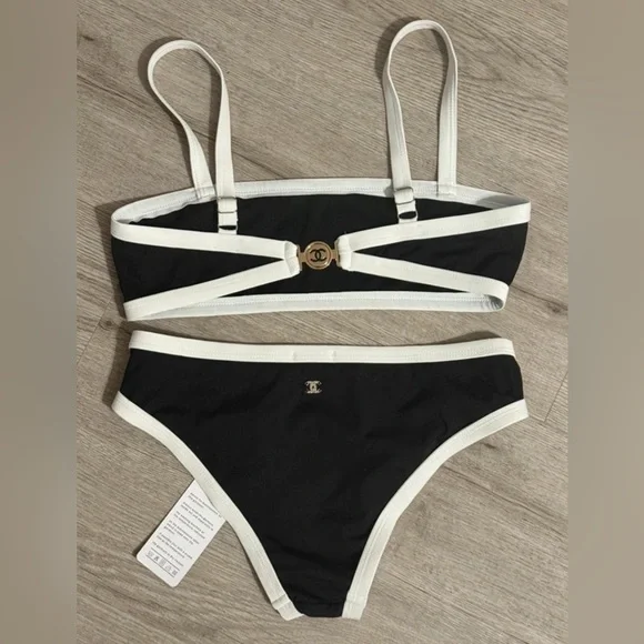 NWT Black&White Bikini Set - 2 pieces swimsuit size S (it runs Xs) - Picture 2 of 6